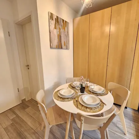 With A Private Terrace Appartement *